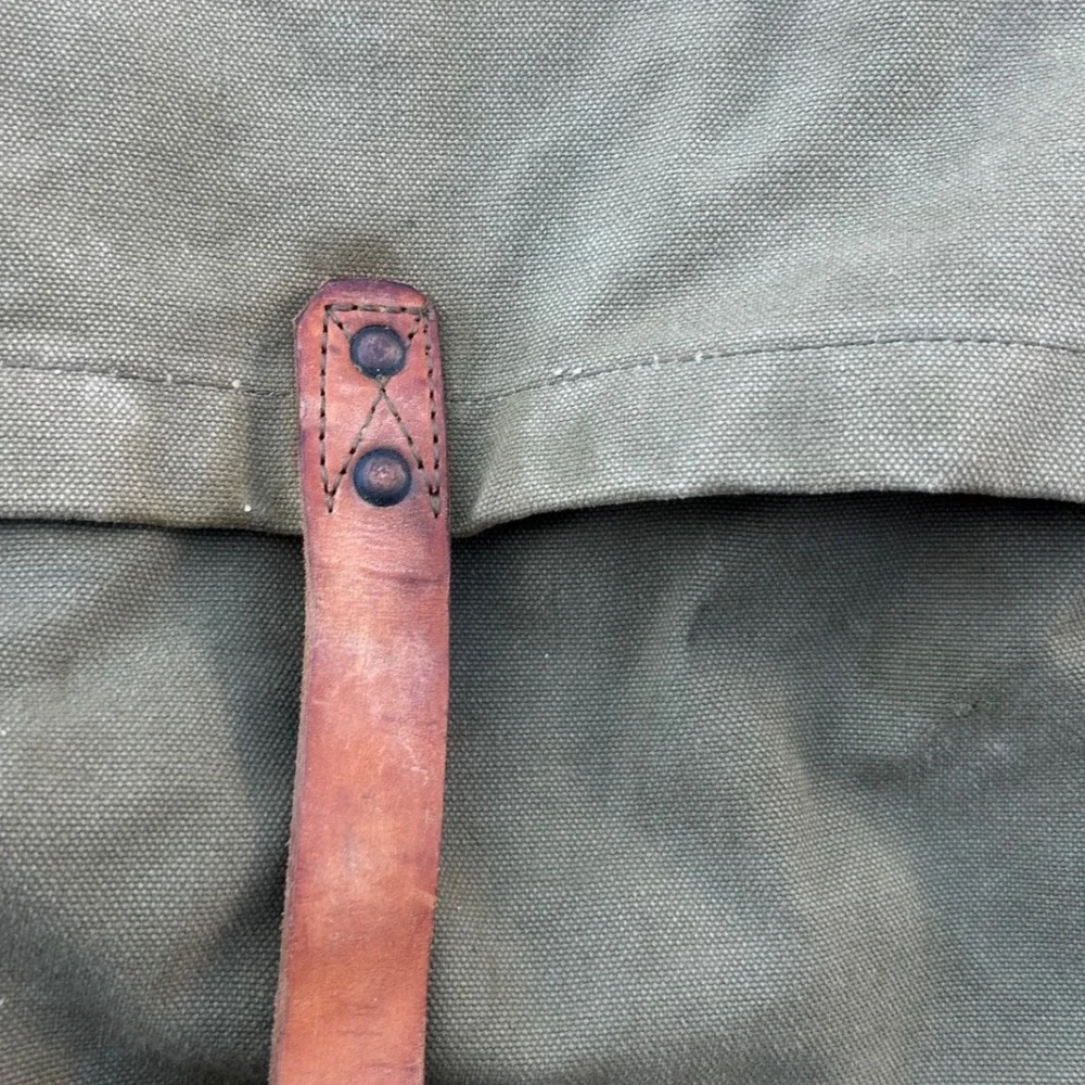 Duluth Pack Vintage Canvas Canoe Pack Rucksack Olive Green Leather Made in USA - Picture 4 of 16